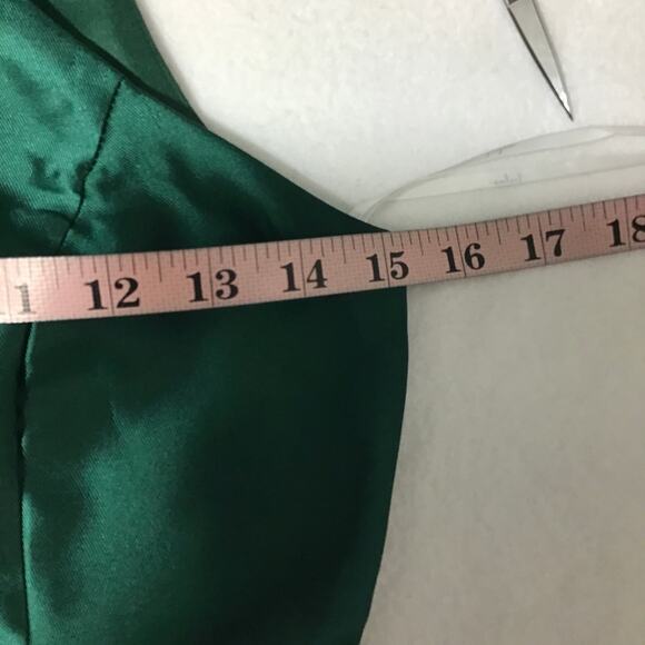 LULU'S XS Emerald Green Broadway Show High-Low Apron Neck Maxi Dress B103 - Picture 6 of 10